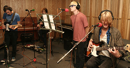 Cage The Elephant