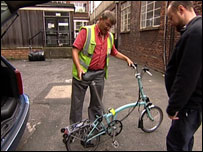 Martin Murray tries a Brompton Bike in place of his carbon-guzzling car