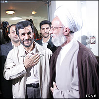 محمود احمدی نژاد و محمدتقی مصباح يزدی