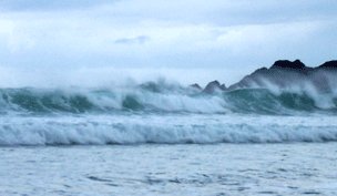 Stormy waves at Kynance cove
