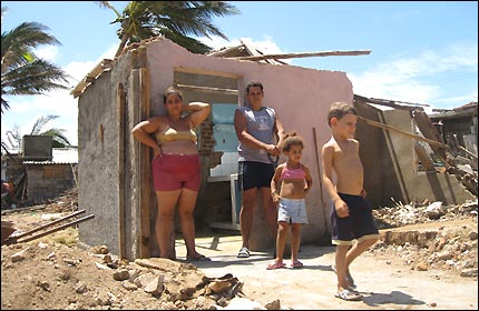 Familia damnificada (Foto: Raquel Pérez)