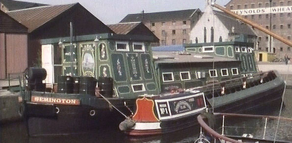 Barge Semington in Gloucester Docks