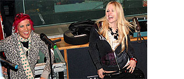 Avril and her backing singer