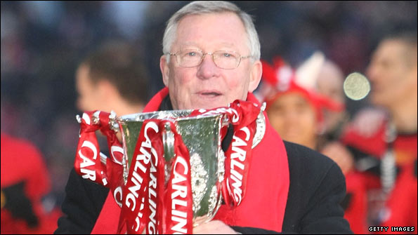Sir Alex Ferguson lifts Carling Cup