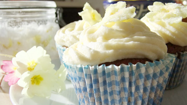 Crystallised primrose cupcake toppers