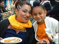 Sharing food at the langar