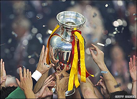 Spain end their long wait for a trophy