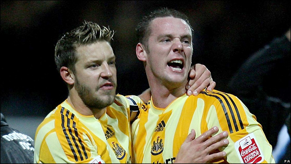 Alan Smith (left) and Kevin Nolan have been effective in the centre of midfield