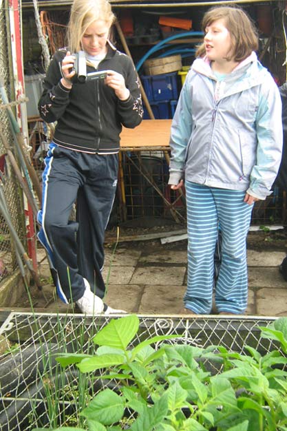 Trying to film the tadpoles!