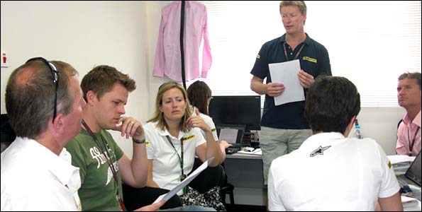 productionmeeting_pic3_crop.jpg