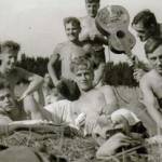 Caught by the camera whilst doing a spot of sunbathing. Photo shows the mad cook playing one of his practical jokes.