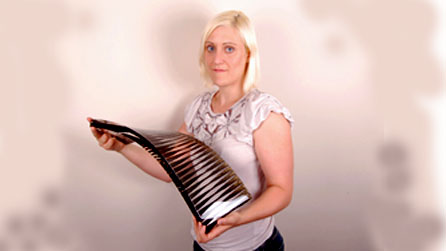 Laura Thomas a'i gwaith celf