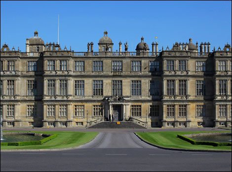 Longleat House Gets A Good Scrubbing