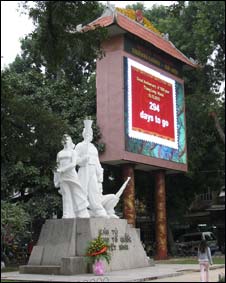 hanoi226283monument.jpg