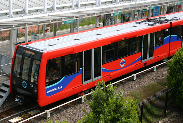 DLR trai at Custom House station