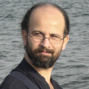 علیرضا درویش کارگردان فیلم صدای پای آب