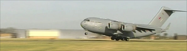 Plane landing at RAF Lyneham
