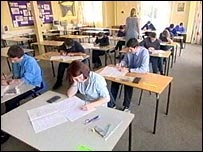 学生考试