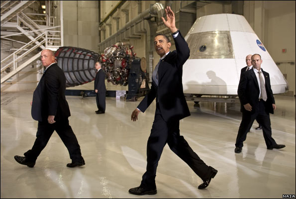 Mr Obama visits the Kennedy Space Center