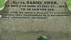 Bedd Daniel Owen (Opsiwn B yn unig) 