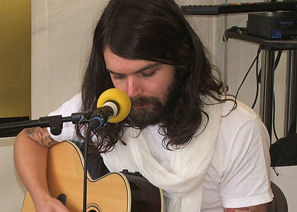 Biffy Clyro's acoustic set for Fearne & Reggie
