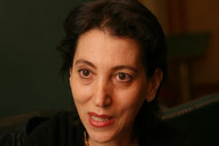 Reva Mann photographed by Vicky Alhadeff