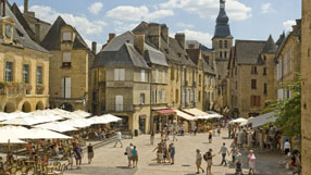 Useful facts about the French language in French