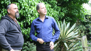 Julian-in-his-garden_303x17.gif