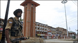 Curfew in Srinagar