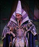 Richard O'Brien pulls his knees in tight!