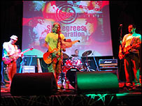 Six Degrees Of Separation live