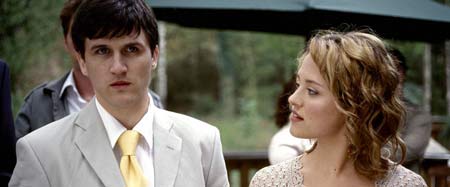 James (William Ash) and Hermia (Zoe Tapper)