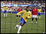 Ronaldinho abre placar contra o Chile