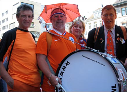 Henke with his fellow Dutch fans in Basel