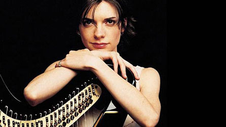 Catrin Finch - y tro cyntaf gyda llif!