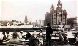 Liver buildings from Woodside