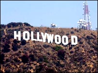 Los Angeles tepelerindeki Hollywood reklamı