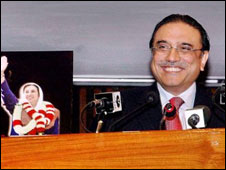 090909103330_zardari_speech226.jpg
