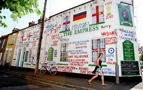 The Empress Pub in Cambridge, where locals are enthusiastically anticipating Sunday's match - Chris Radburn/PA Wire