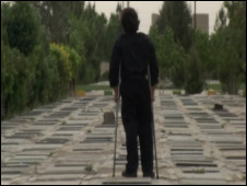 نمایی از فیلم روی ابرها قدم بزن ساخته بهناز تاجیک