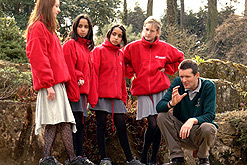 Image: school girl designers finding out about plants and wildlife (Photo courtesy Daihatsu)