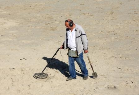 metaldetector.JPG