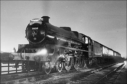 Crowds gather as Prince Edward lays the foundation stone