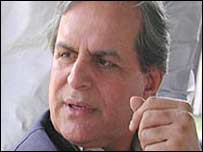 جاوید ہاشمی پر بغاوت کا الزام