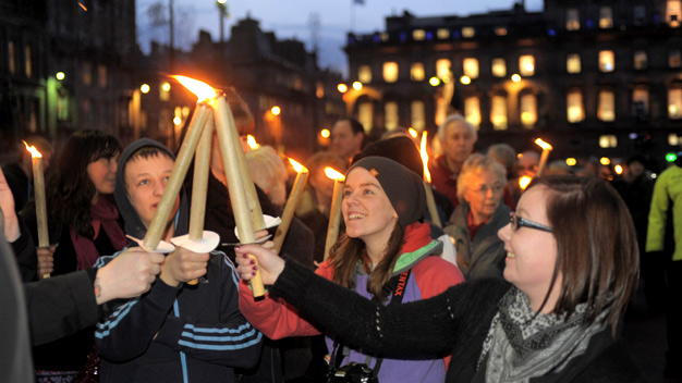 Celtic Connections Torchlight Parade. Photo by Louis Decarlo.