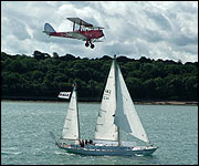 Gipsy Moth and Gipsy Moth bi-plane