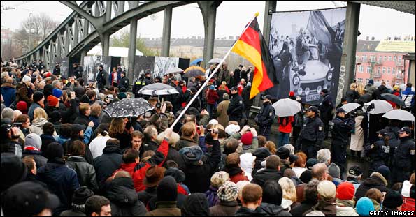 berlinbridge_getty_blog.jpg