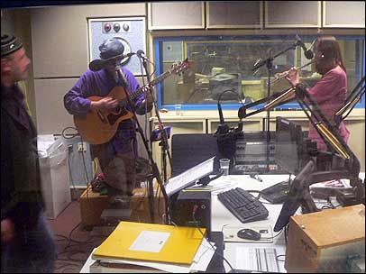 Introducing... The Alienzz' Friday Session