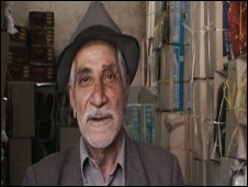 نمایی از فیلم"عموی من پدر سالار" ساخته "عباس یوسف پور"